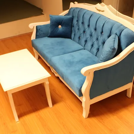 Blue Bed and breakfast