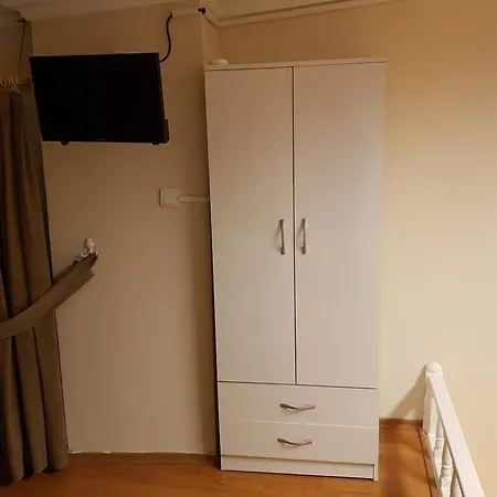 Blue Suit Bed & Breakfast *